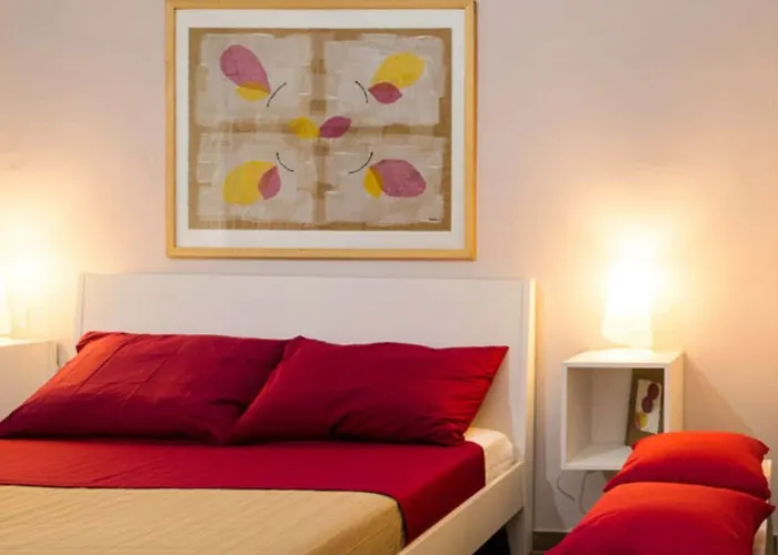 Le Farfalle بيت ضيافة لا سبيتسْيا