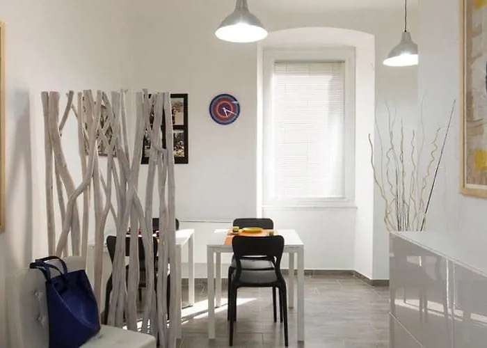 Le Farfalle لا سبيتسْيا